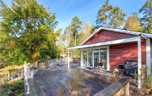 Budova, kde se prázdninový dům nachází + 15 fotografií