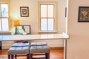 Foto sihtkohas Charleston asuva majutusasutuse Sweet Spacious Suite galeriist