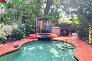 Φωτογραφία από το άλμπουμ του Historic Bungalow With Private Pool In Ybor City στην Τάμπα +60 φωτογραφίες