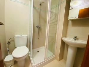 A bathroom at Euromarina Lateral by Alina365