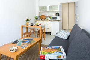 Кухня или мини-кухня в Compact Studio Near Krupówki in Zakopane by Rent like home
