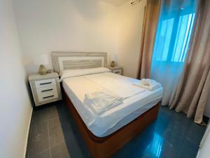 A bed or beds in a room at Mar Azul by Alina365