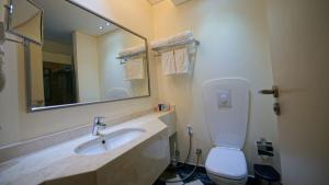 Ein Badezimmer in der Unterkunft Hotel Xperience