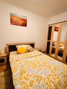 Postel nebo postele na pokoji v ubytování Home Guest - Apartment 2