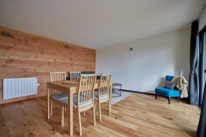 Gallery image of Eco cabin with lovely views of Mendips AONB Cabin n 2 in Congresbury