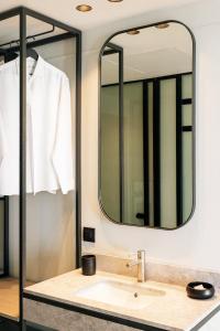 Un baño de Doryssa Lithos Hotel