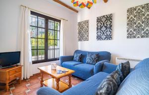 Χώρος καθιστικού στο Beautiful Home In Montejaque With Wifi