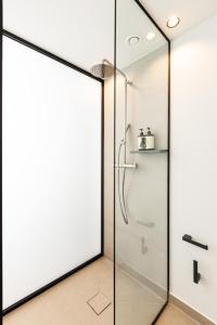Un baño de Doryssa Lithos Hotel