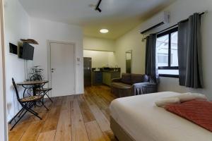 Postel nebo postele na pokoji v ubytování Zimmer Garden