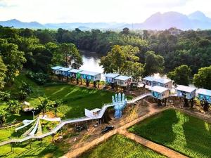 Příroda nedaleko hotelu + 10 fotografií