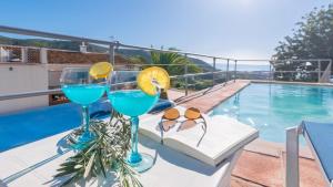 Bazén v ubytovaní Casa Campo Chimenea Rincón de la Victoria by Ruralidays alebo v jeho blízkosti