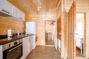 Imagen de la galería de The Baltic Cabin - Cains Brewery Village, en Liverpool 15 fotos más