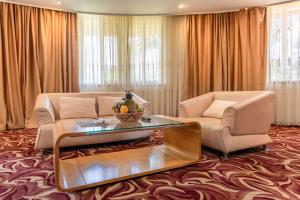 Posezení v ubytování Mbale Resort Hotel