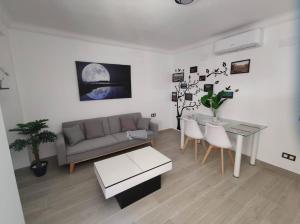 Posezení v ubytování Apartamento con Jacuzzi El Rincón de Ayud
