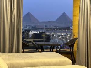 Üldine mäevaade või majutusasutusest Asia Pyramids View pildistatud vaade