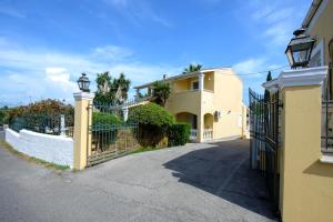 Gallery image of Saint Spiridon Hotel in Kassiopi +146 photos