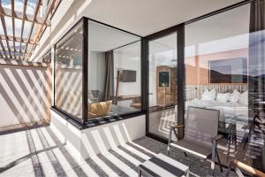 Χώρος καθιστικού στο Haller Suites & Restaurant