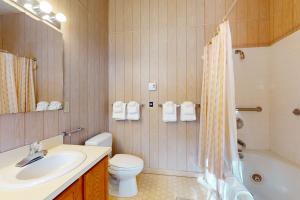 Gallery image of River Run Retreat in Killington +36 photos