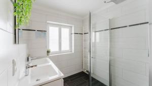 Łazienka w obiekcie Moderne Ferienwohnung mit Bergblick