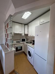 Køkken eller tekøkken på Casa con piscina