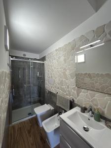 A bathroom at Casa Sole Mare