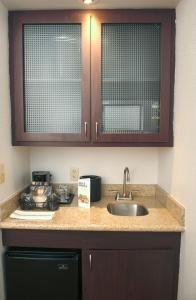 Η κουζίνα ή μικρή κουζίνα στο SpringHill Suites Houston Pearland