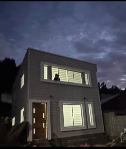 Budova, kde se prázdninový dům nachází