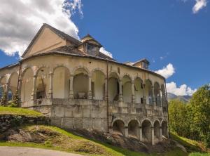 an old building on top of a hill at Chalet Marina in Premia