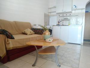 Kuchyňa alebo kuchynka v ubytovaní Apartments Desa