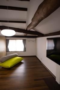 MEMORY GATEWAY HOTEL 101 Katayamatei客房内的一张或多张床位