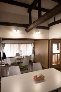 MEMORY GATEWAY HOTEL 101 Katayamatei的休息区