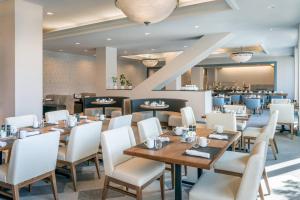 Restaurace v ubytování Marriott Anchorage Downtown