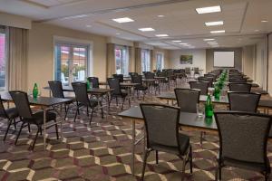 Konferenční prostory v ubytování Residence Inn by Marriott Gravenhurst Muskoka Wharf + 25 fotografií