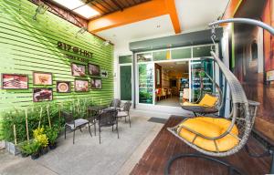 Afbeelding uit fotogalerij van 217@HKT in Phuket