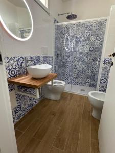 Koupelna v ubytování B&B Santa Maria Di Leuca + 99 fotografií