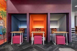 Area soggiorno di Tru By Hilton Phoenix Midtown