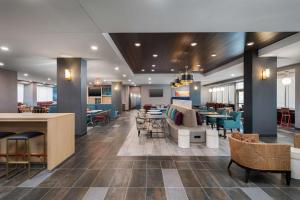 Area soggiorno di Tru By Hilton Phoenix Midtown