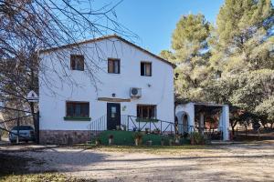 Galeriebild der Unterkunft Camping Montillana con Bungalows in Hornos