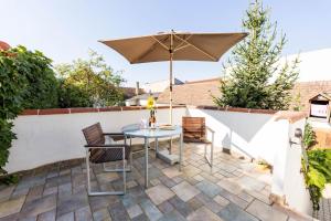 A balcony or terrace at Winzerhof Agerlhof