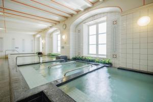 Bazén v ubytování Hotel Monterey Sendai nebo v jeho okolí