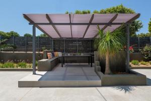 AsgourouにあるCity Art Villaの庭のパーゴラ +25枚の写真