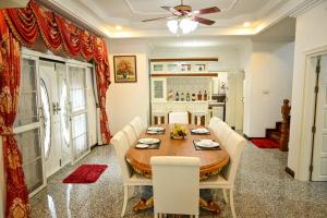 Φωτογραφία από το άλμπουμ του 4 BHK Villa στη Νότια Πατάγια