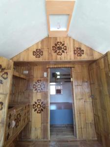 Imagine din galeria proprietății Room in BB - Aremen Transient, Nipa Hut în San Juan