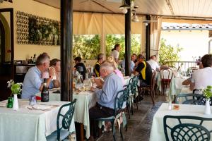 Hosté ubytování Hotel Ristorante La Lanterna + 20 fotografií