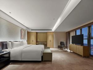 TV a/nebo společenská místnost v ubytování DoubleTree by Hilton Weihai
