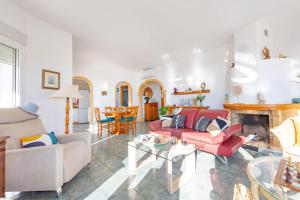 Część wypoczynkowa w obiekcie Villa Lehman - PlusHolidays