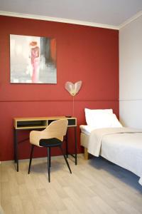 Ένα ή περισσότερα κρεβάτια σε δωμάτιο στο Hotelli Lounatuuli Ylivieska +20 φωτογραφίες