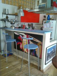 Η κουζίνα ή μικρή κουζίνα στο Appartamento Zefiro nel cuore della città