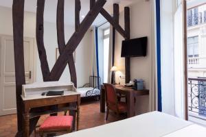Gallery image of Hotel Mogador in Paris