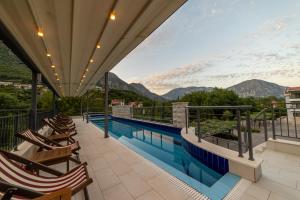 Gallery image of Green Bay Apartments Morinj in Kotor